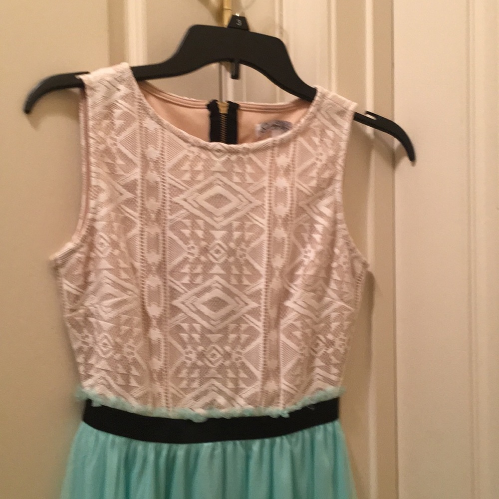 Juniors dress